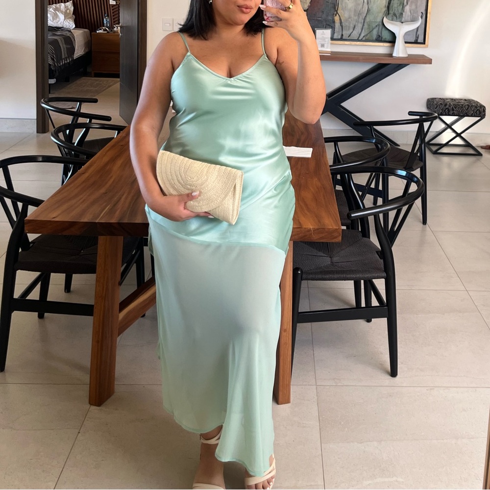 Satin Flounce-Hem Maxi Dress Forever21